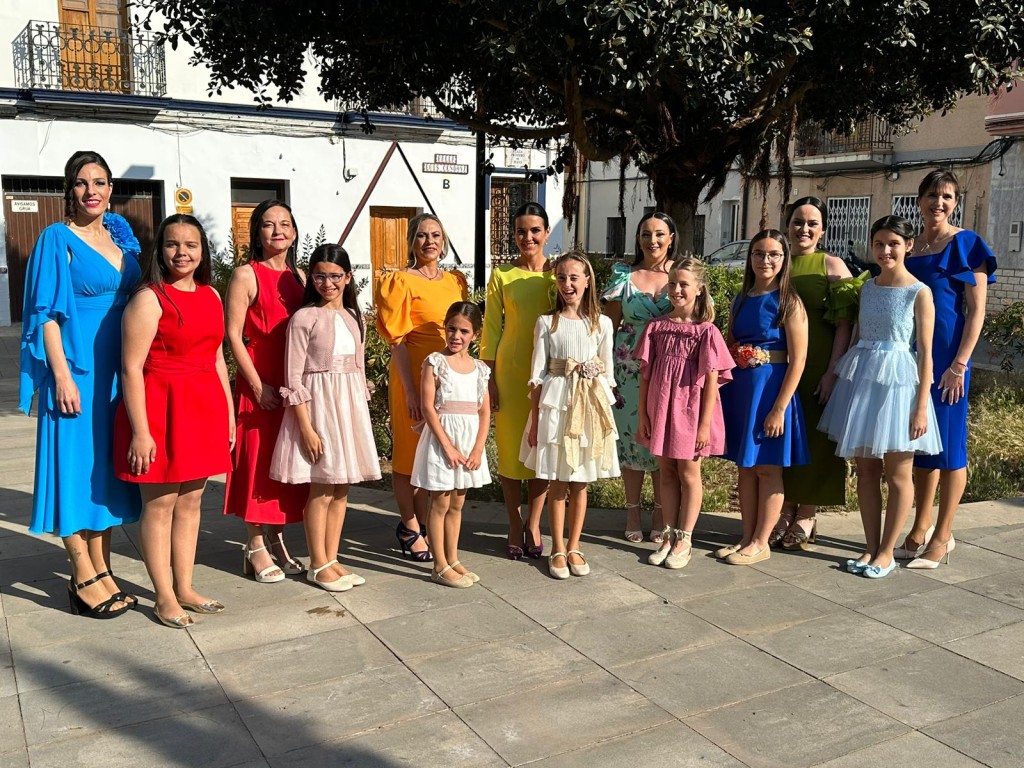 Nominación de las Falleras Mayores de FJFS 2024,Núria Bueno y Carla Boix y sus Cortes de Honor