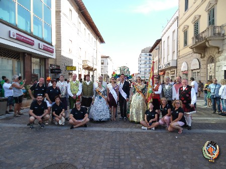 <!--:es-->La delegación oficial de la Federación Junta Fallera de Sagunto disfruta de la Targa Cecina 2017<!--:--><!--:va-->La delegació oficial de la Federació Junta Fallera de Sagunt gaudeix de la Targa Cecina 2017<!--:-->