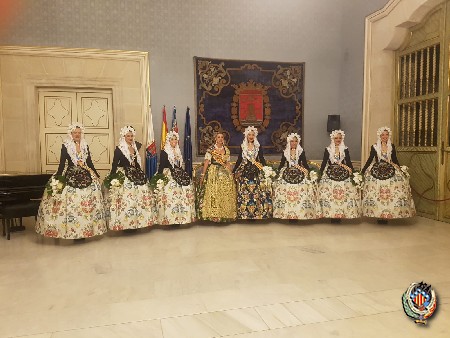 <!--:es-->Las Falleras Mayores asisten a las proclamaciones de las Belleas del Foc de Alicante<!--:--><!--:va-->Les Falleres Majors assisteixen a les proclamacions de les Bellees del Foc d’Alacant<!--:-->